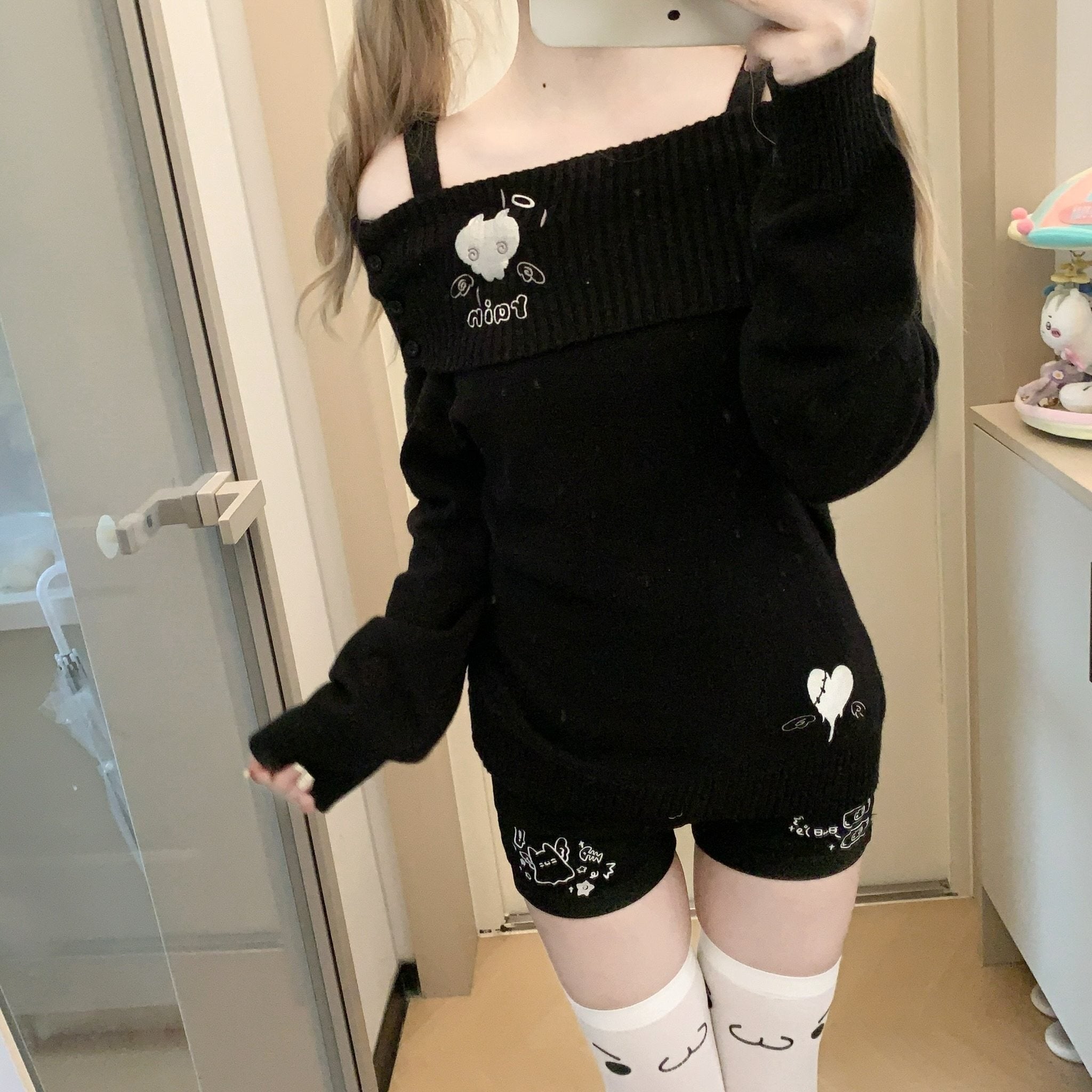 Bunny Embroidery Cutout Shoulder Slim Knit Top SS019