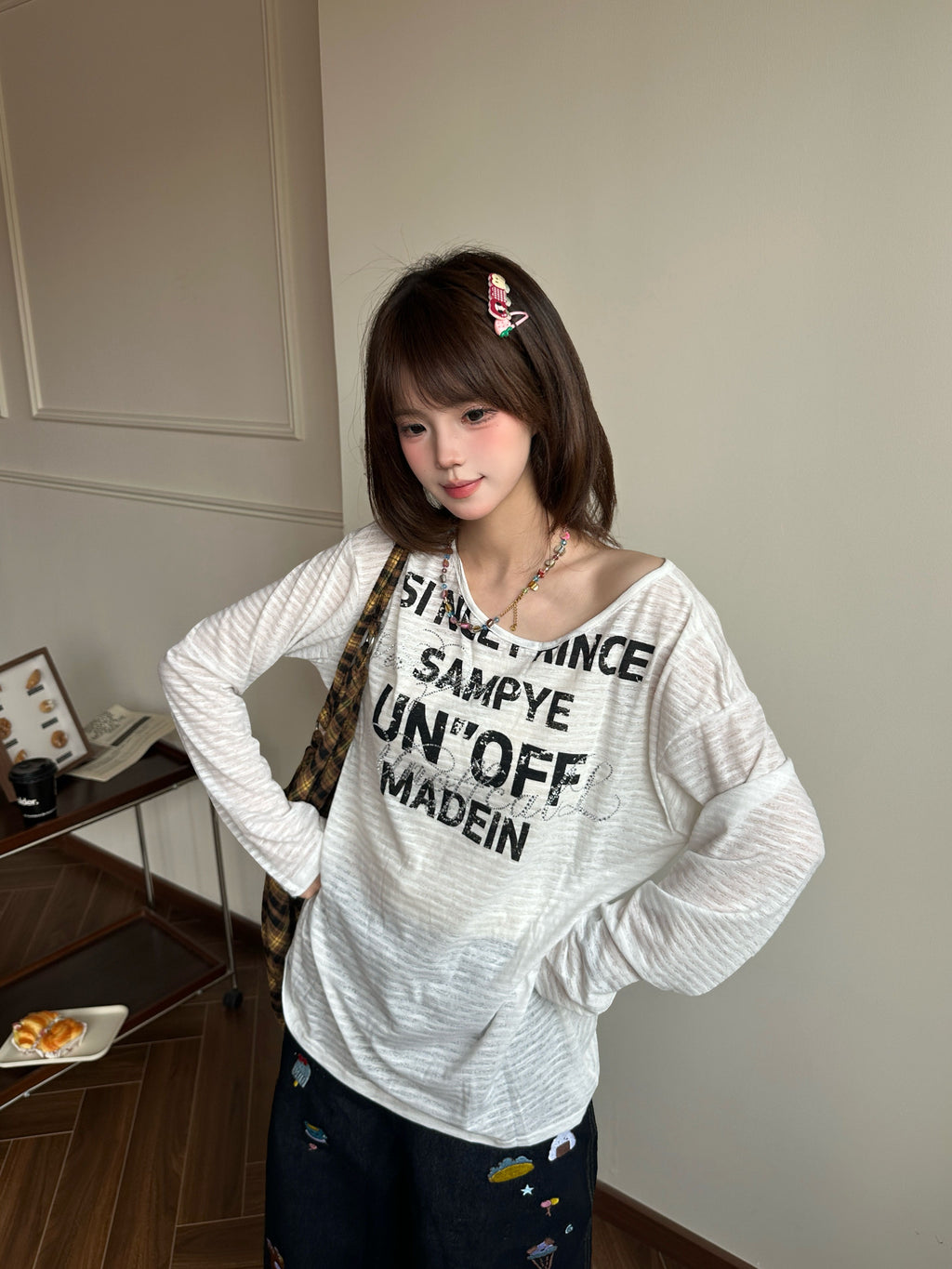 韓国レトロ ボーダーロゴ アシンメトリー長袖Tシャツ  SS016