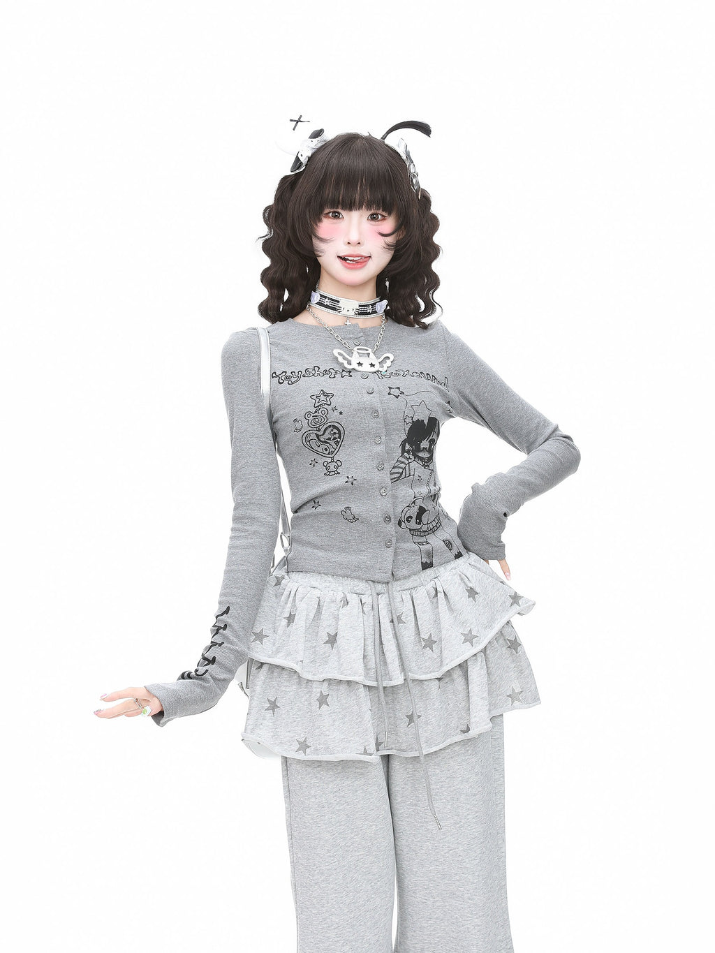 Y2Kサブカル クロップド丈フレアスリーブ長袖トップス    SS053