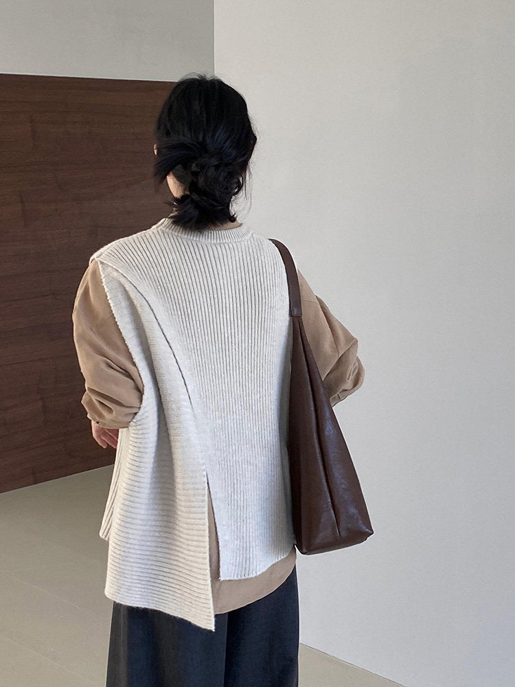 アシンメトリースリット ニットベスト   SS064