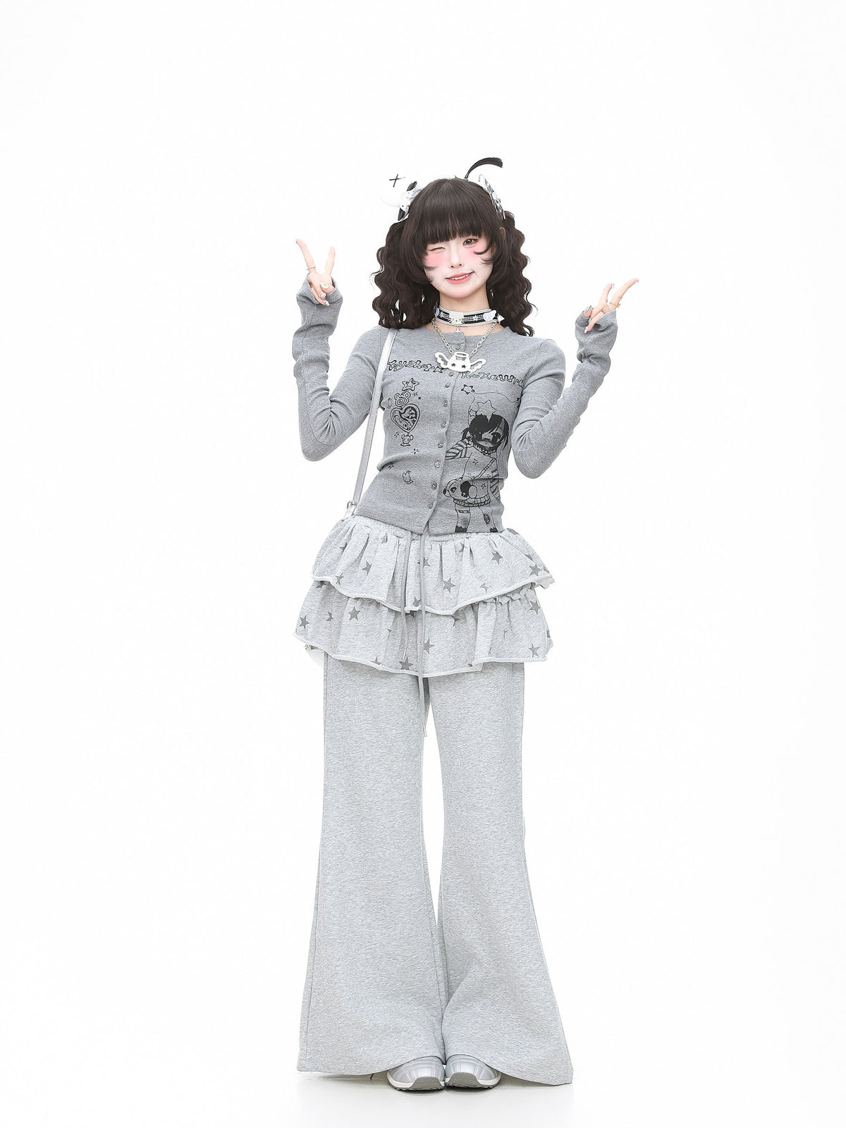 Y2Kサブカル クロップド丈フレアスリーブ長袖トップス    SS053