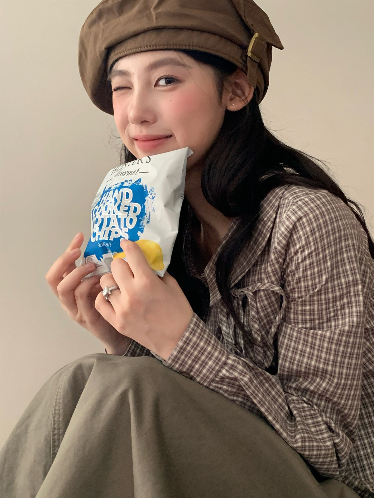 韓国風レトロチェック アシンメトリーボタン長袖シャツ   SS066